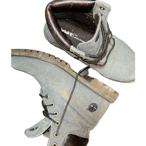 Women’s timberlands size 8